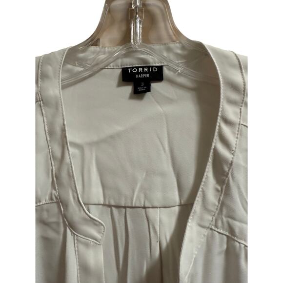 Torrid White Harper Long Sleeve Blouse - Size 3 - Picture 3 of 7